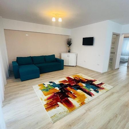 Apartament Yra Rm.Valcea Râmnicu Vâlcea エクステリア 写真